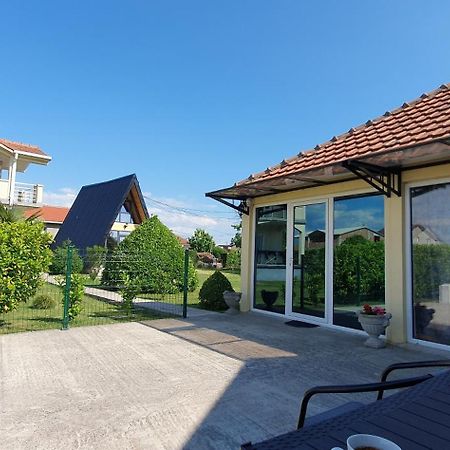 Cozzy Apartment Near The Aiport Podgorica Zewnętrze zdjęcie